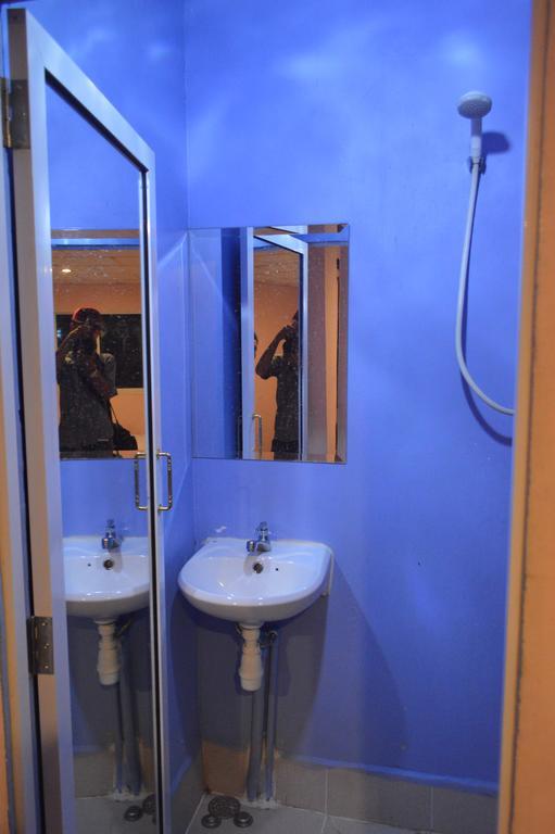 Blue Home Villa 2 Пном Пен Екстериор снимка